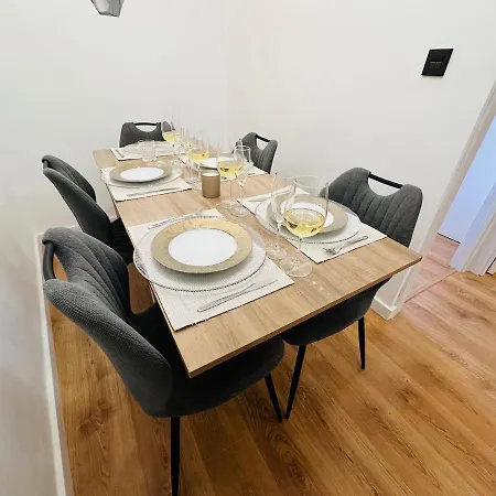 El Conde Del Pilar * Saragosse