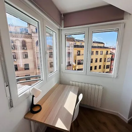 El Conde Del Pilar Appartement